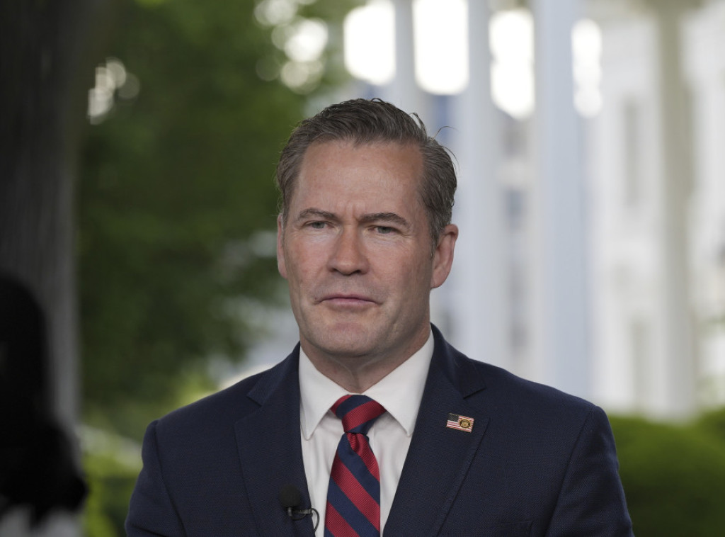 CBS: Majk Volc i njegov zamenik Aleks Vong napuštaju svoje funkcije