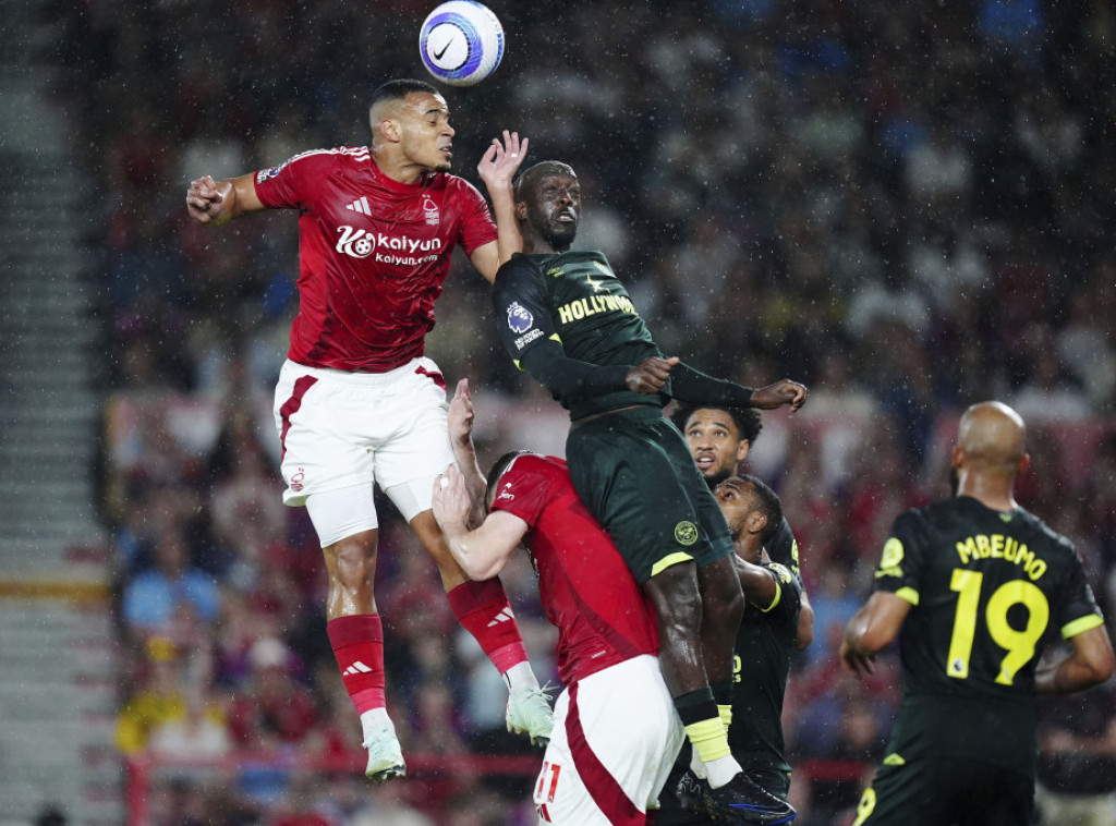 Fudbaleri Brentforda pobedili Notingem Forest u Premijer ligi