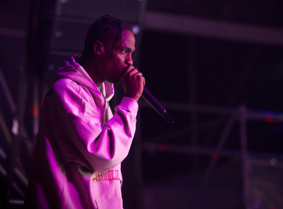 FK Barselona za rekordno vreme rasprodao dresove sa logom Travisa Skota