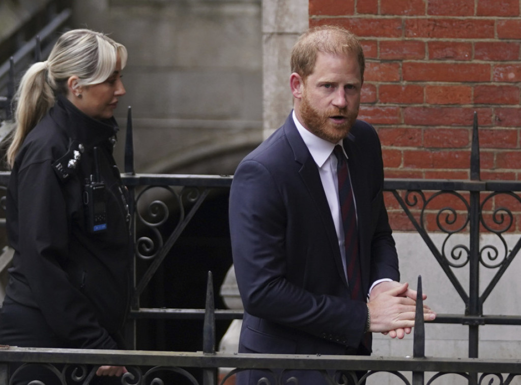 Princ Hari želi da se pomiri sa porodicom: Oprostio sam im