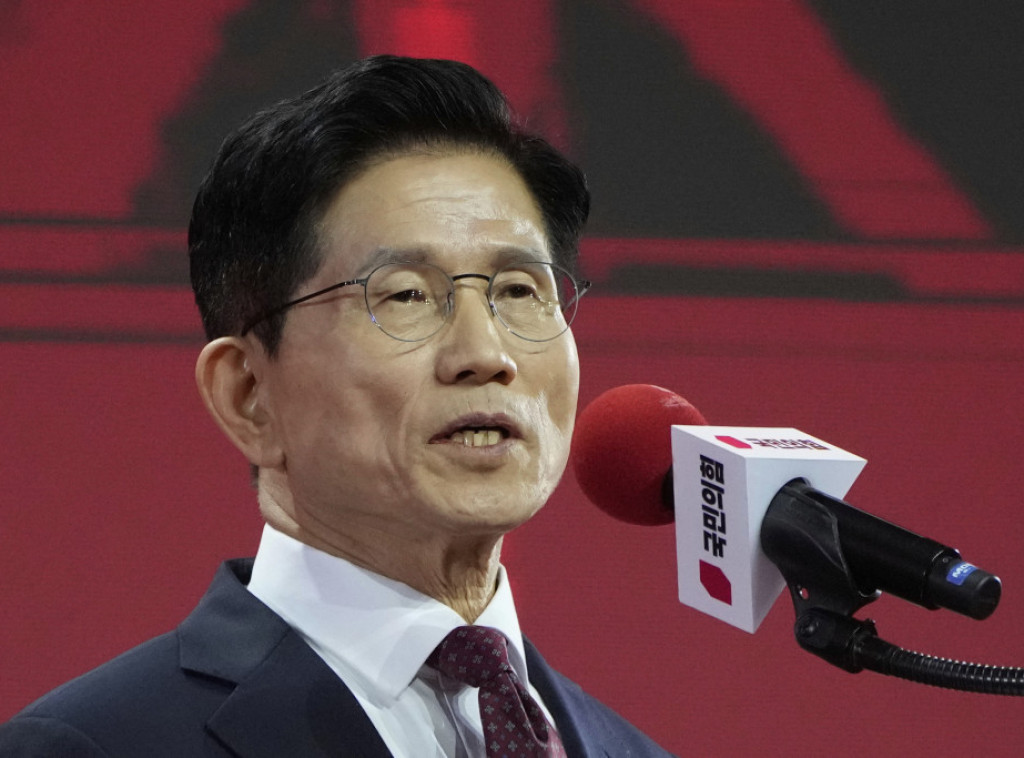 Južna Koreja: Bivši ministar rada Kim Mun Su predsednički kandidat konzervativaca