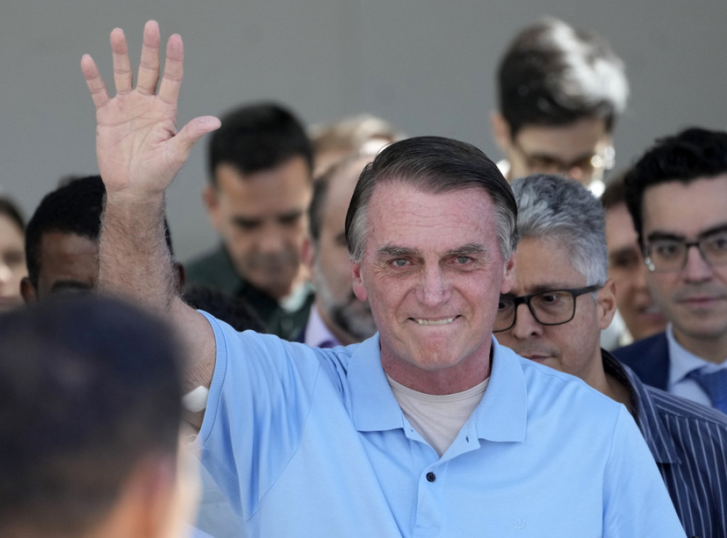 Bolsonaro otpušten iz bolnice nakon što je bio podvrgnut operaciji stomaka