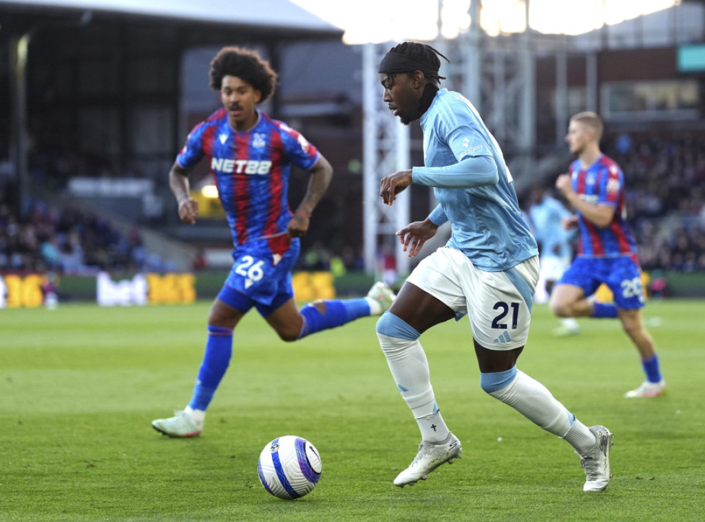 Remi fudbalera Kristal Palasa i Notingem Foresta u 35. kolu Premijer lige