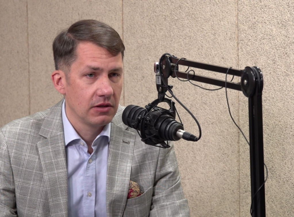 Balint Pastor: Situacija u školama se normalizuje, sve manje onih koji protestuju i bojkotuju