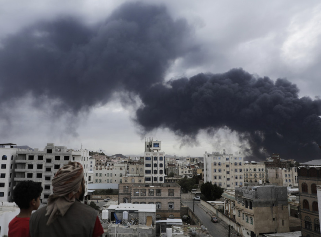 Izraelska vojska: Aerodrom u Sani, koji kontrolišu Huti, potpuno uništen u napadima