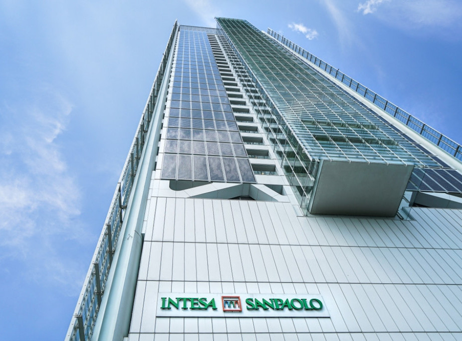 Banka Inteza objavila najveći prihod ikada, od 2,6 milijardi evra u prvom kvartalu