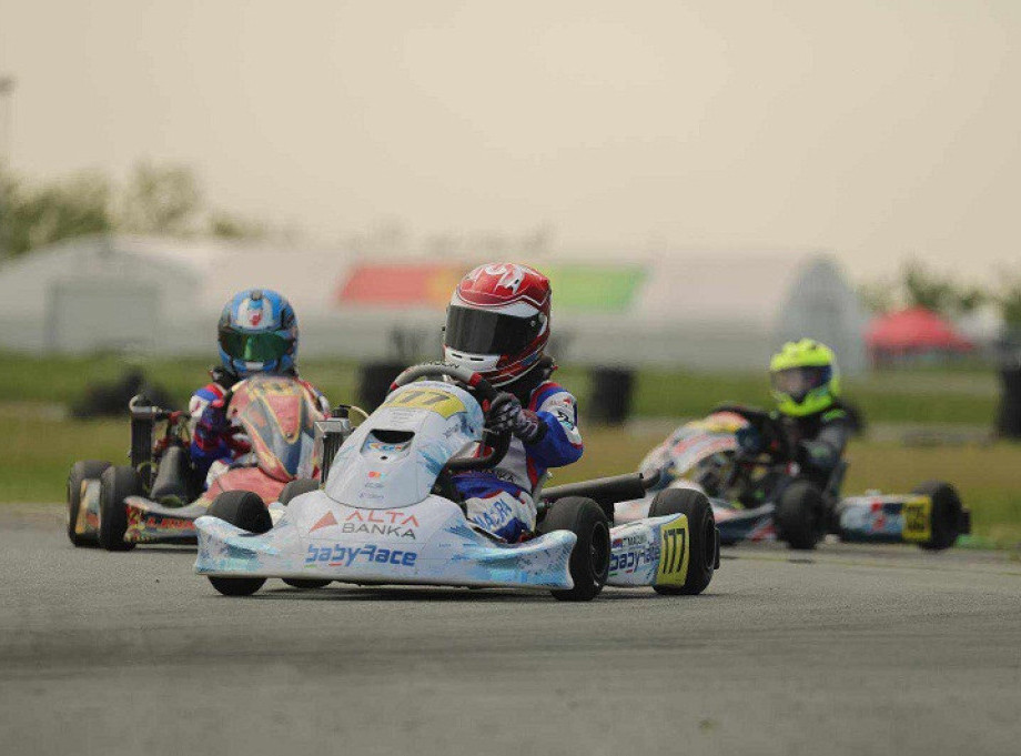 Luka Macura ostvario dvostruku pobedu i rekord karting staze u Subotištu