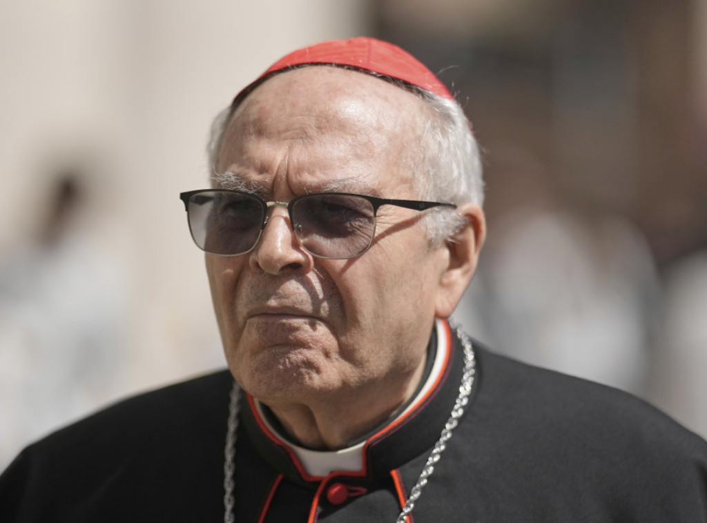 Kardinal Batista Re pozvao na jedinstvo prilikom početka konklave