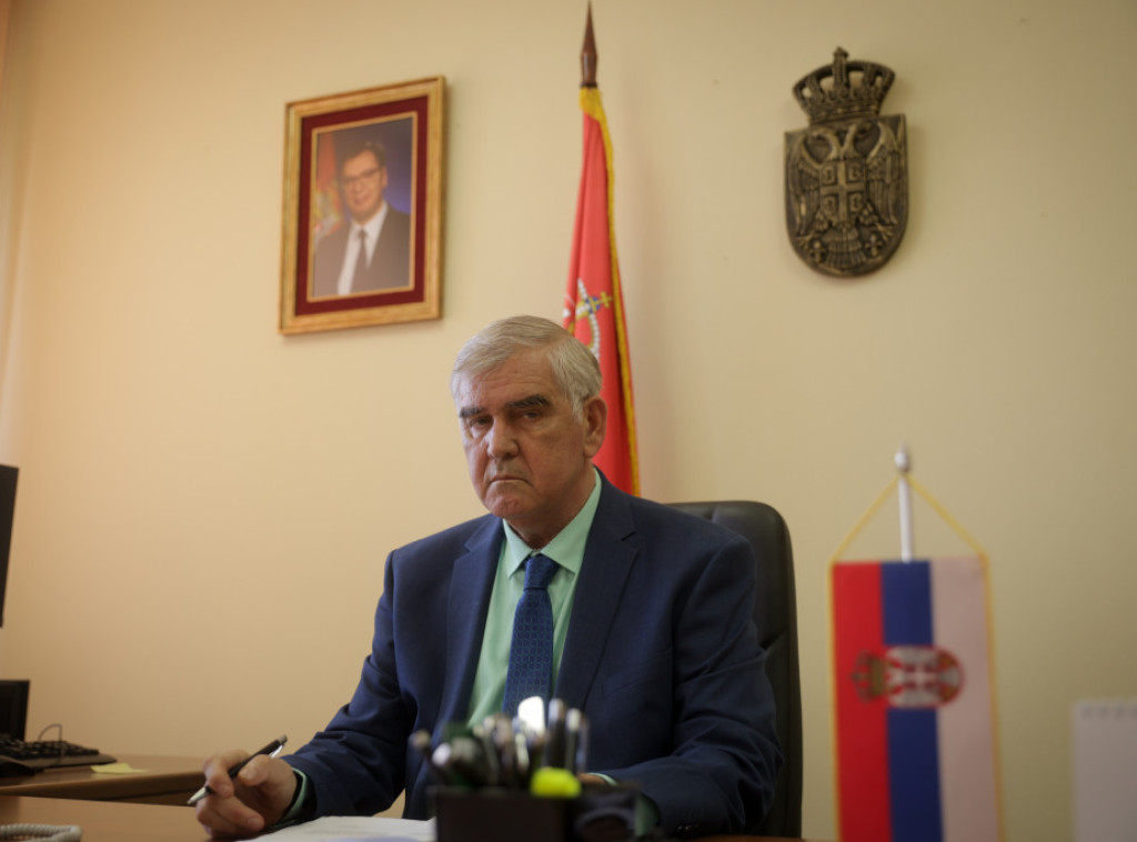 Beriša: Hapšenje Popovića je sramni postupak i grubo kršenje osnovnih ljudskih prava