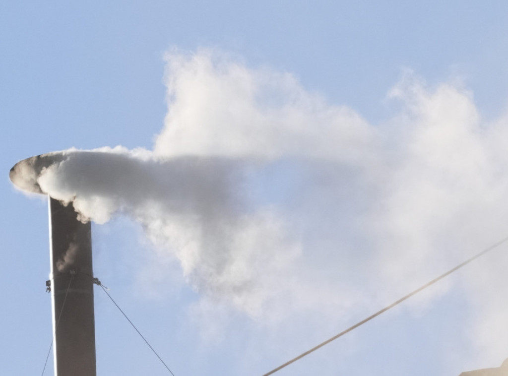 Pojavio se beli dim iz dimnjaka Sikstinske kapele u Vatikanu, izabran novi papa