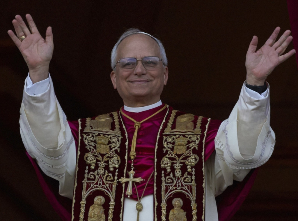 Skaj njuz: Novi papa suočen sa brojnim izazovima, od zlostavljanja do finansijske krize