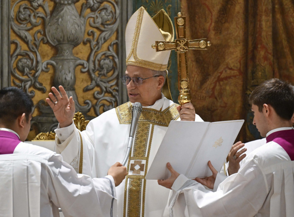 Papa Lav XIV počeo da služi svoju prvu misu