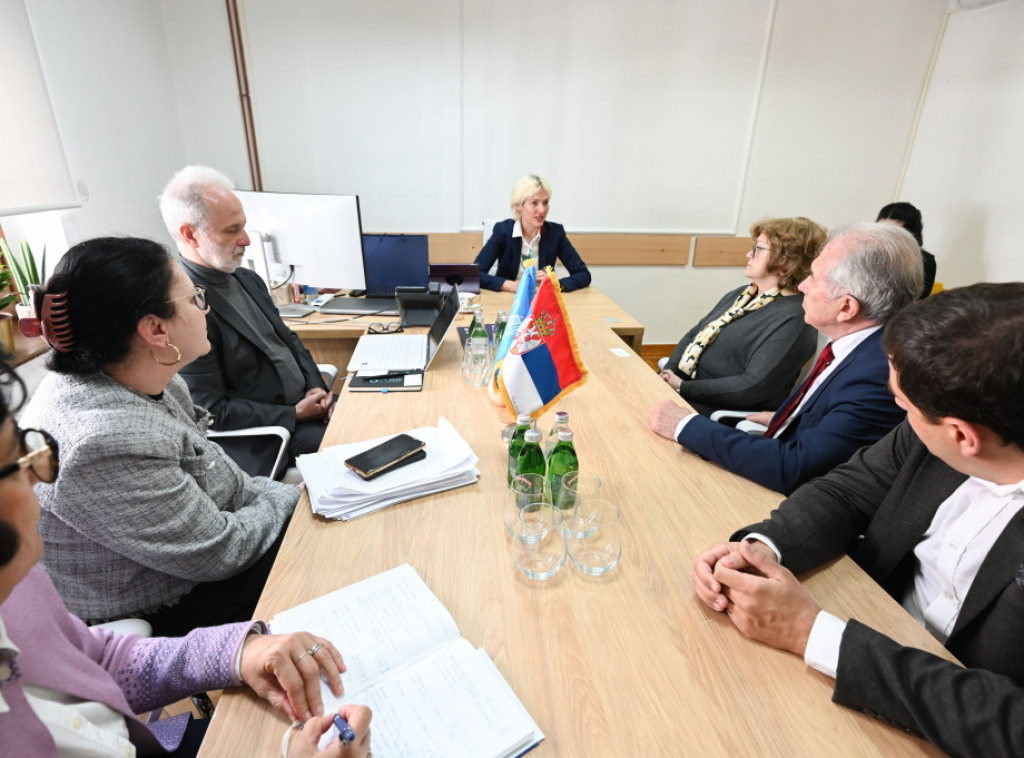 Lačesar Kostov sa Objedinjenog instituta za nuklearna istraživanja posetio Ministarstvo nauke
