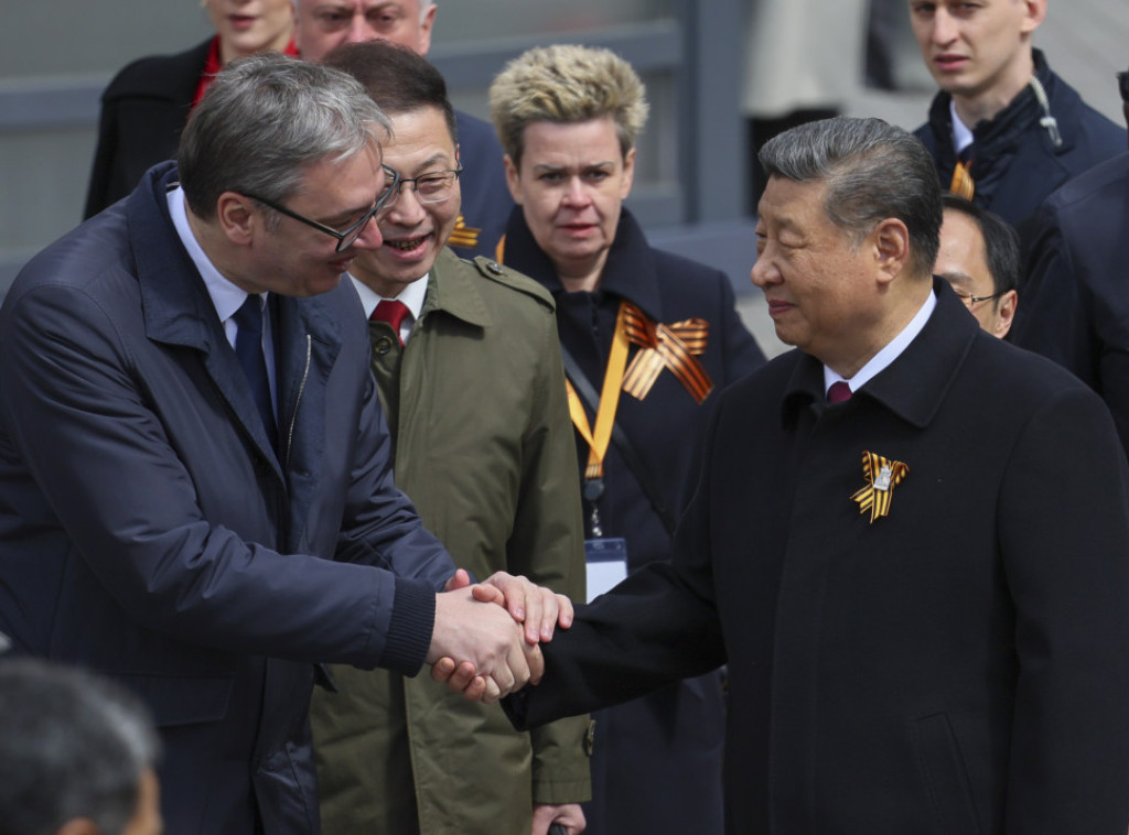 Vucic meets with Xi in Moscow