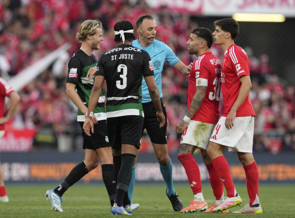 Fudbaleri Sportinga osvojili bod u gostima protiv Benfike i bliži su odbrani titule