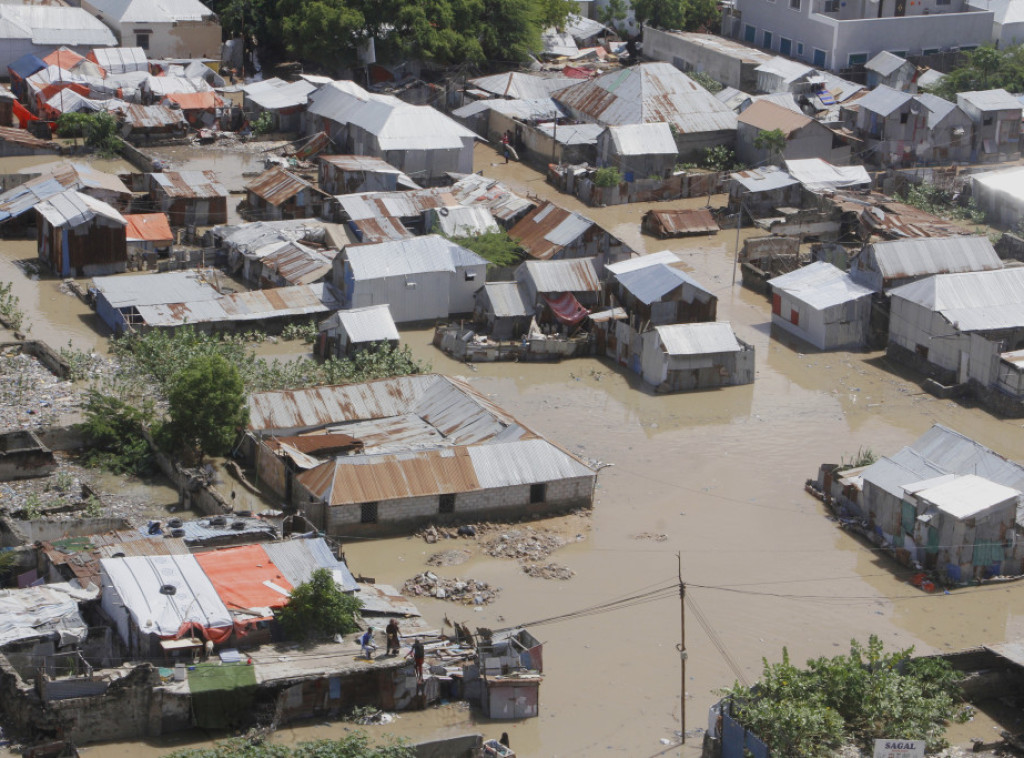 Više od 100 ljudi stradalo u poplavama u istočnom delu Konga