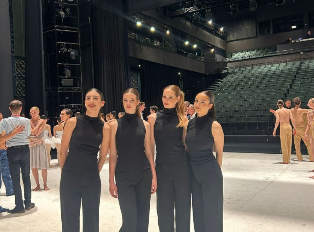 Učenici Baletske škole NFI iz Beograda nastupili u Baletskoj školi u Budimpešti