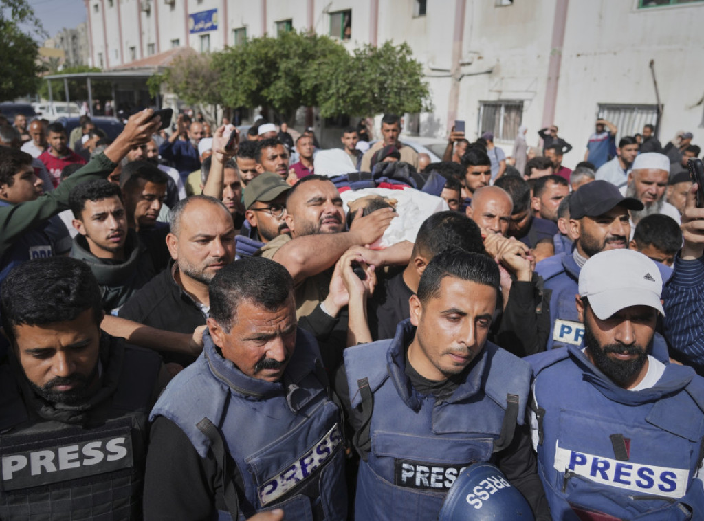 Poznati palestinski novinar Hasan Aslih ubijen u izraelskom napadu na bolnicu u Gazi
