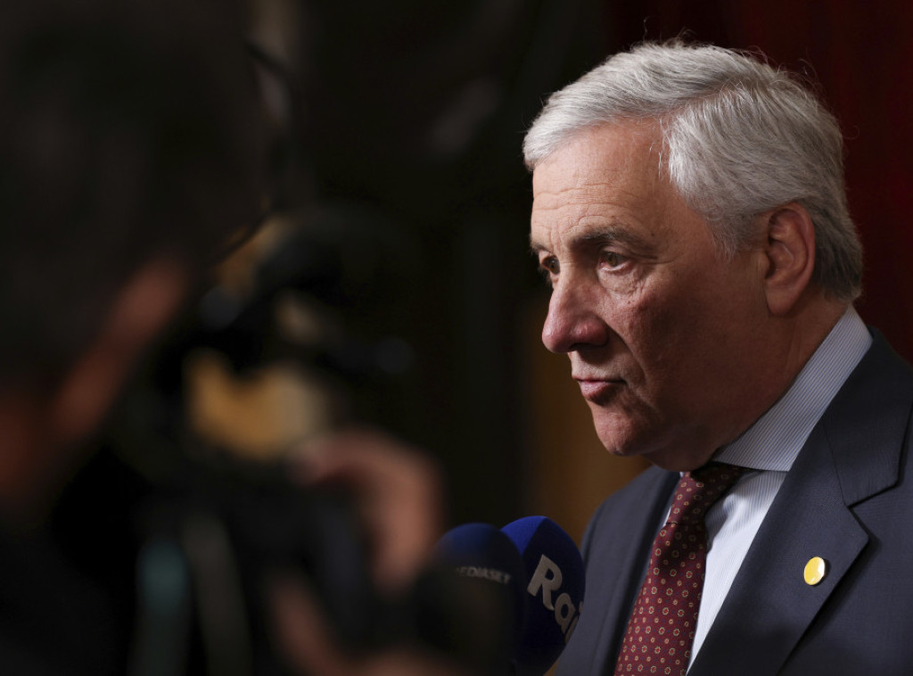 Tajani: Italija, Japan i SAD moraju da spreče Kinu da određuje cene zemnih minerala