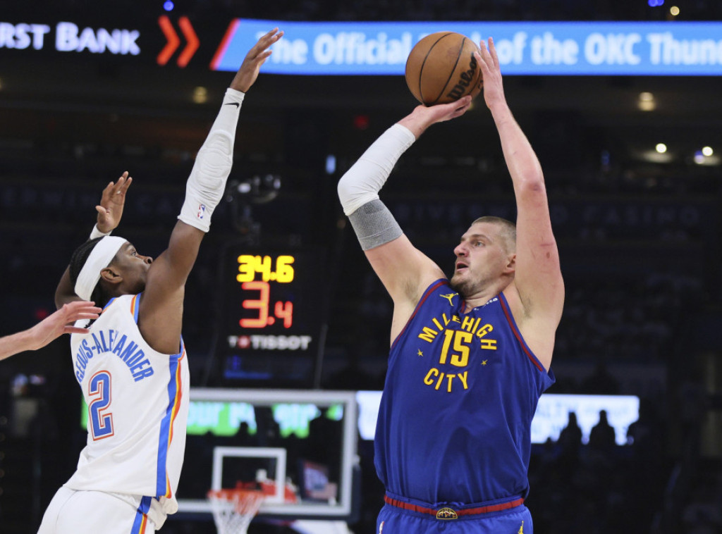 Košarkaši Oklahome poveli protiv Denvera 3:2, uzalud Jokićevih 44 poena i 15 skokova