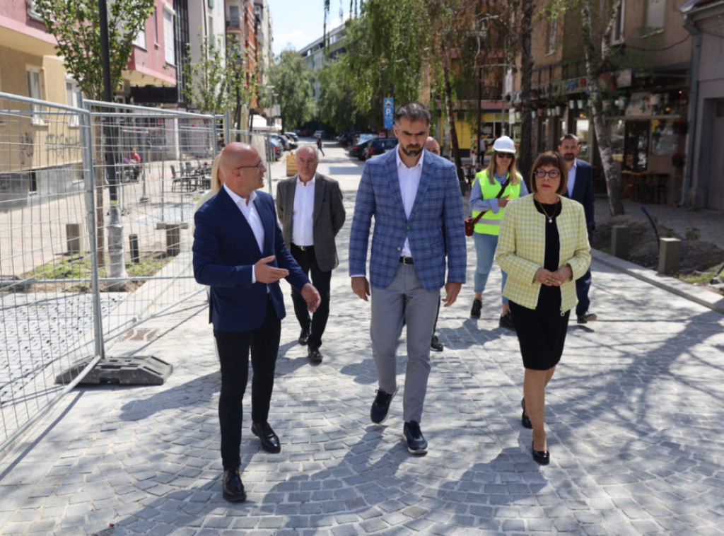Gojković i Mićin obišli radove na obnovi Almaškog kraja, istorijskog srca Novog Sada