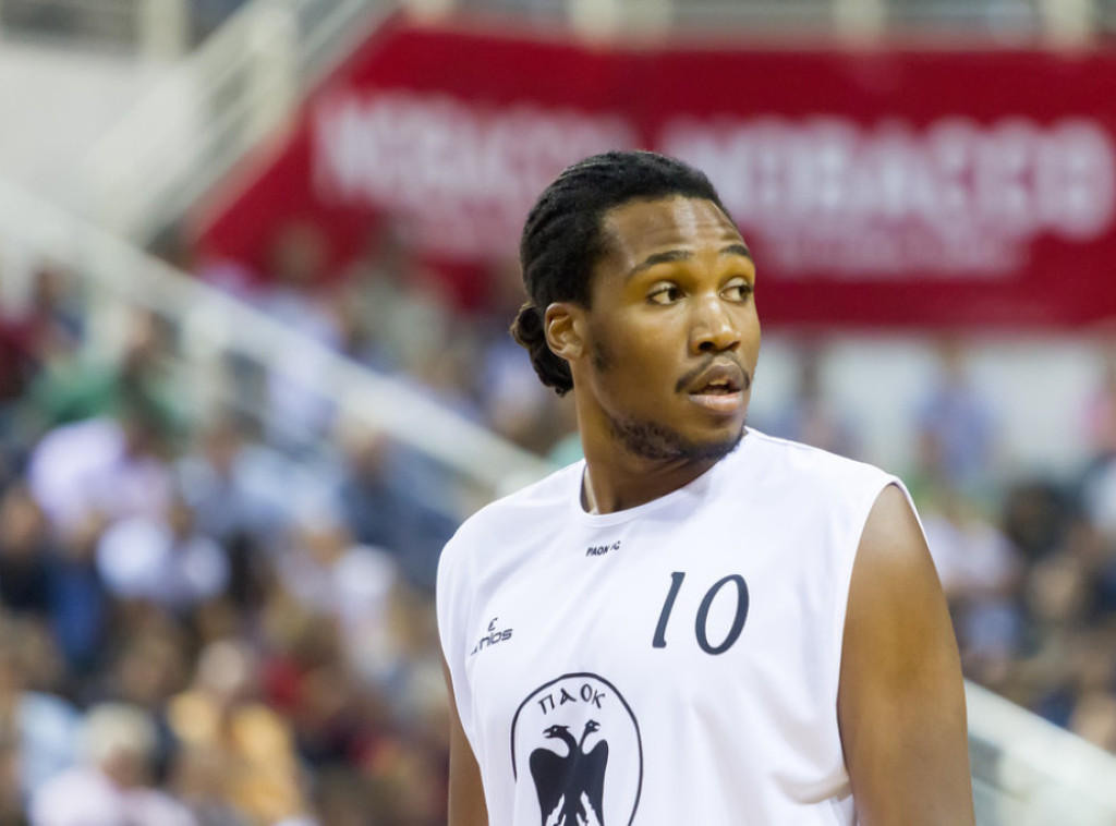 Američki košarkaš Brendon Tejlor nije više član Virtusa