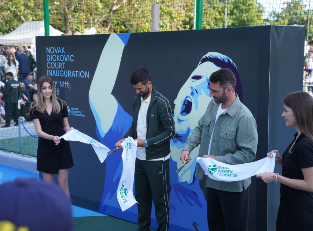 Novak Đoković i "Lacoste" u Beogradu otvorili teniski teren
