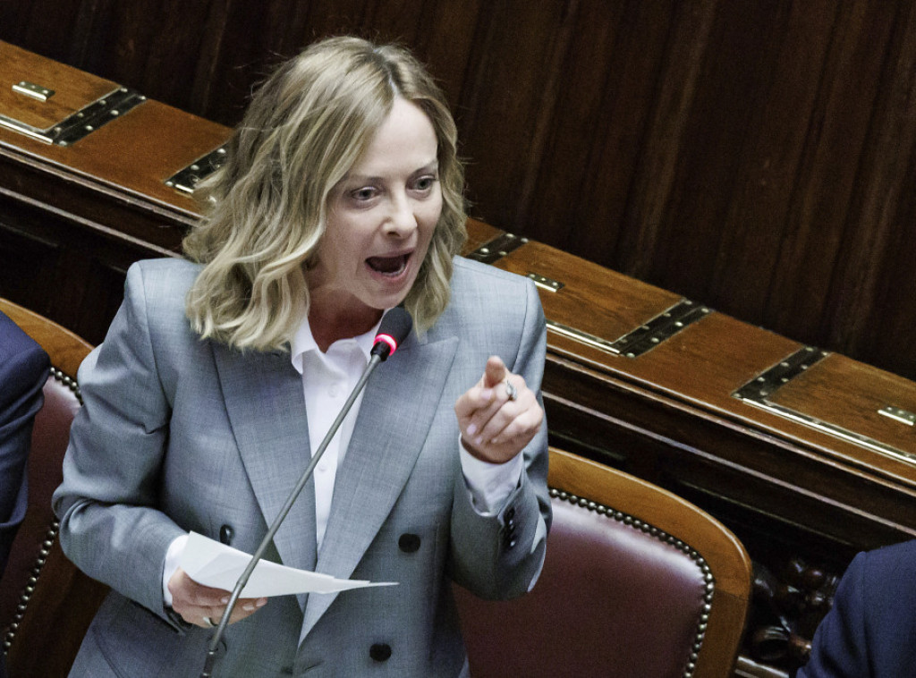 Italija: Poslanici ustali u protestu protiv "istrebljenja" u Gazi, Meloni odbila