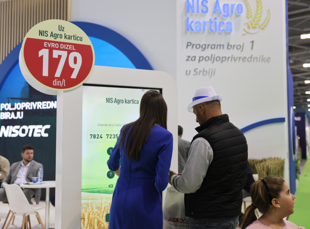 Kompanija NIS na novosadskom sajmu predstavlja dva brenda - NIS Agro karticu i NISOTEC