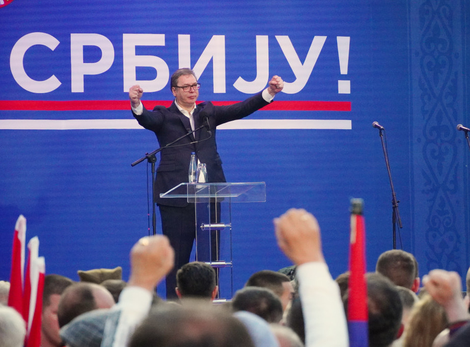 Vučić: Još jednom pozivam političke protivnike na dijalog, da se vrate u institucije