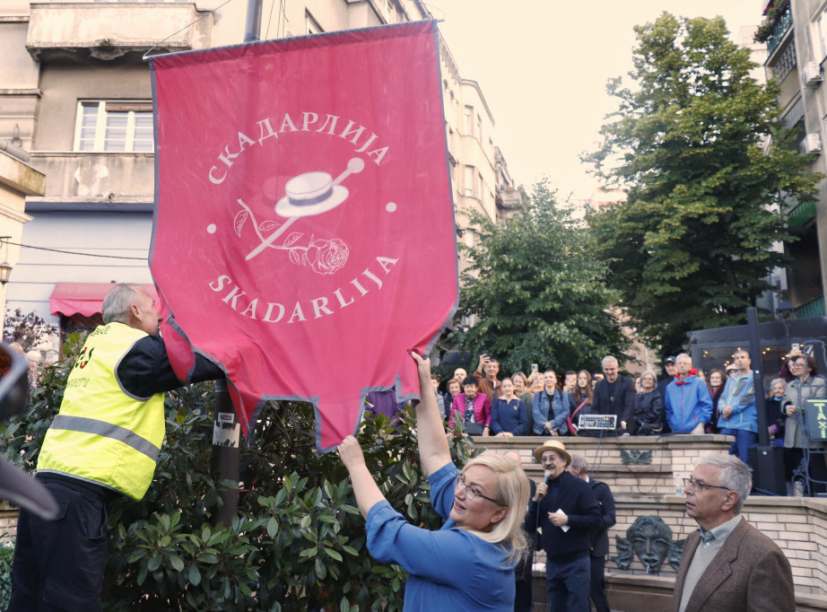 Podizanjem zastave svečano otvorena letnja turistička sezona u Skadarliji