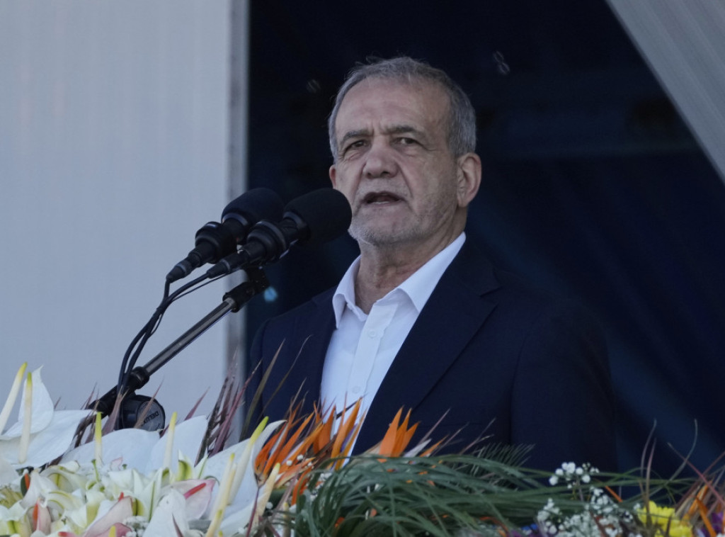 Pezeškijan: Iran neće odustati od svojih prava na nuklearni program zbog pretnji SAD