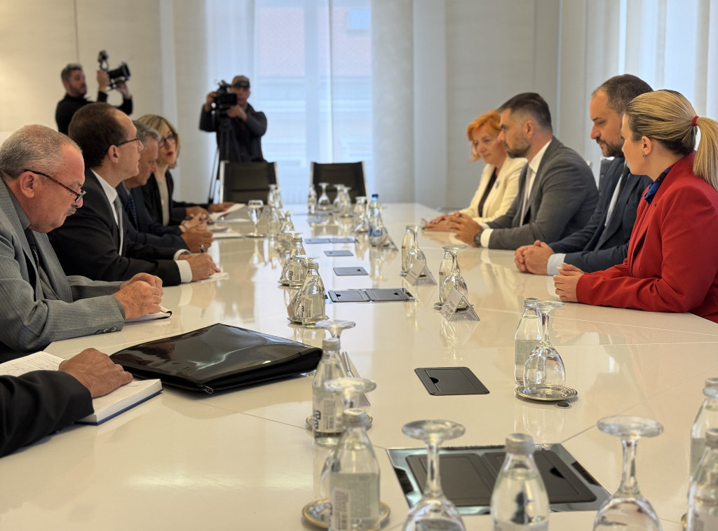 Mićin sa delegacijom Artemisa: Novi Sad ostvaruje saradnju sa gradovima iz sveta