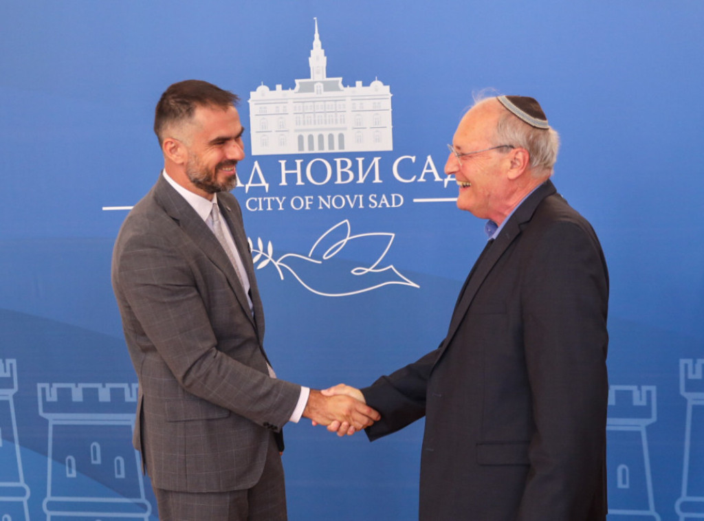 Žarko Mićin se sastao sa Efraimom Zurofom: Novi Sad mesto zajedničkog stradanja Srba i Jevreja