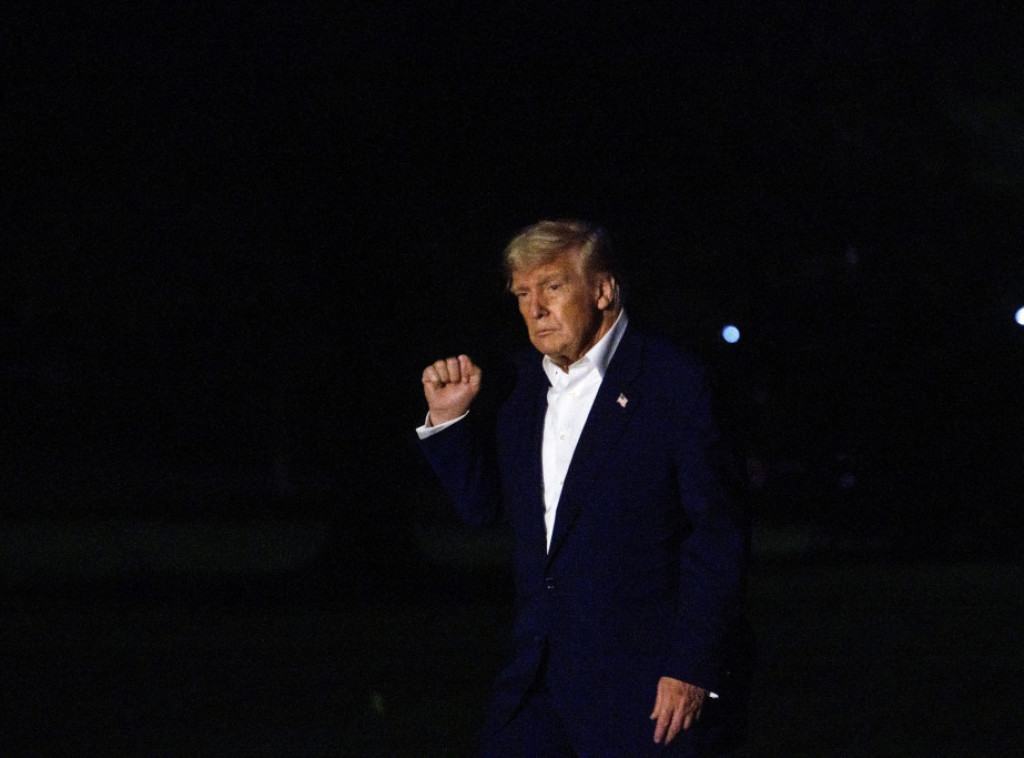 Tramp uputio poziv papi Lavu da poseti Belu kuću