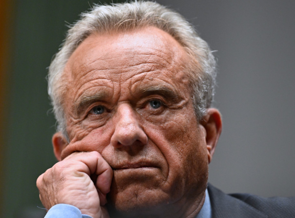 Robert F. Kenedi Mlađi: WHO je preglomazna i na izdisaju