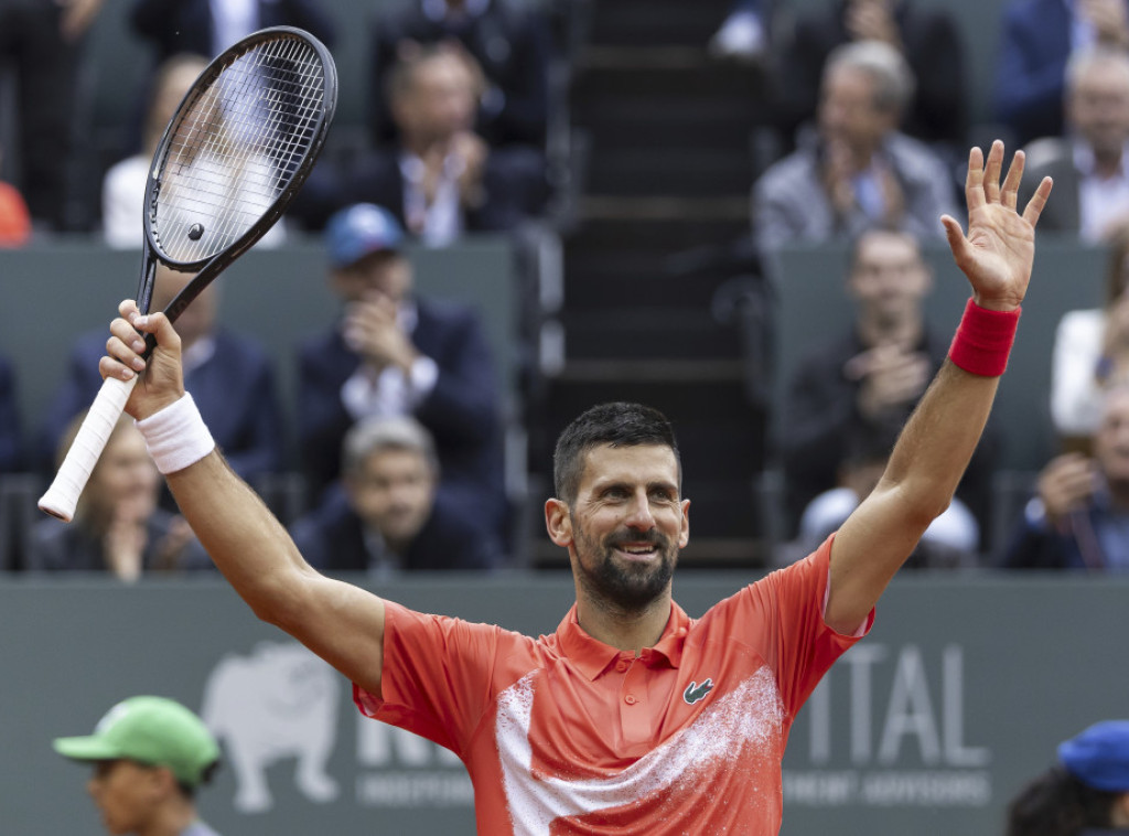 Djokovic defeats Fucsovics to advance to Geneva quarter-finals