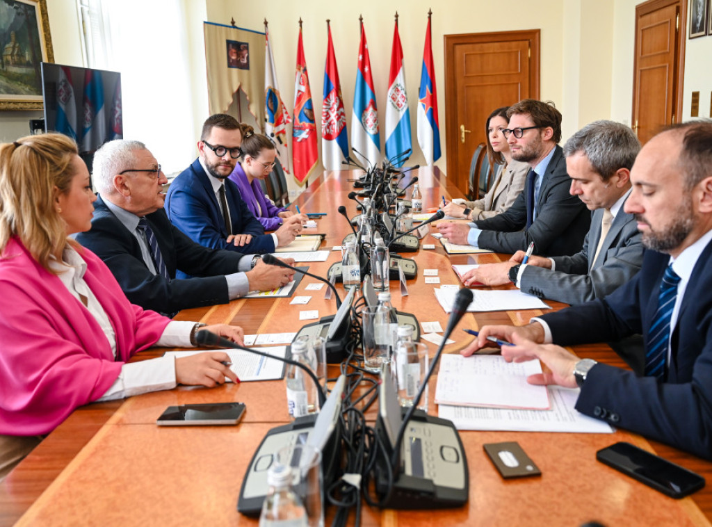 Ministar Balint se sastao sa predstavnicima Evropske investicione banke