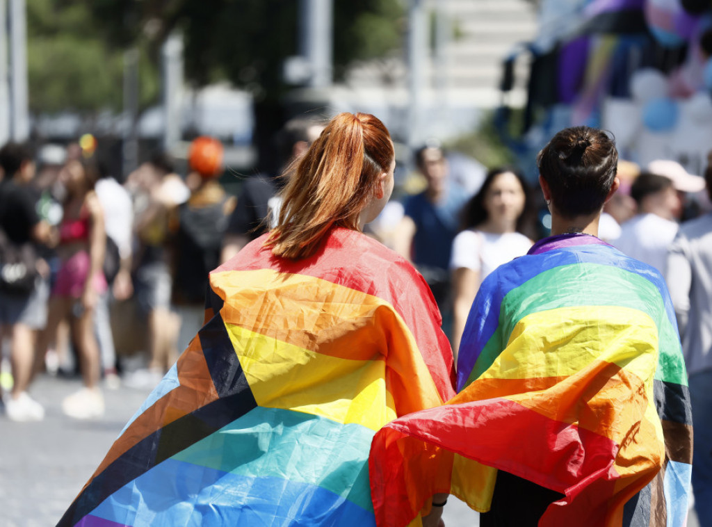 Italija priznaje roditeljstvo obe LGBT majke koje su u inostranstvu podvrgnute IVF