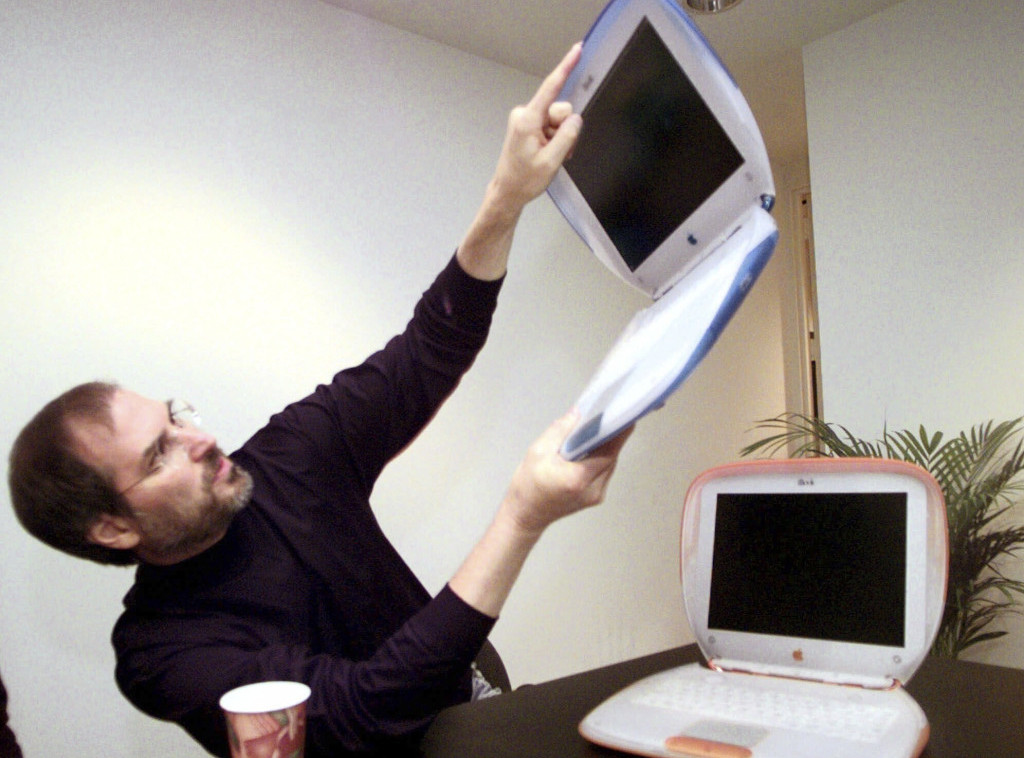 Open AI kupuje startap bivšeg Eplovog dizajnera za 6,5 milijardi dolara