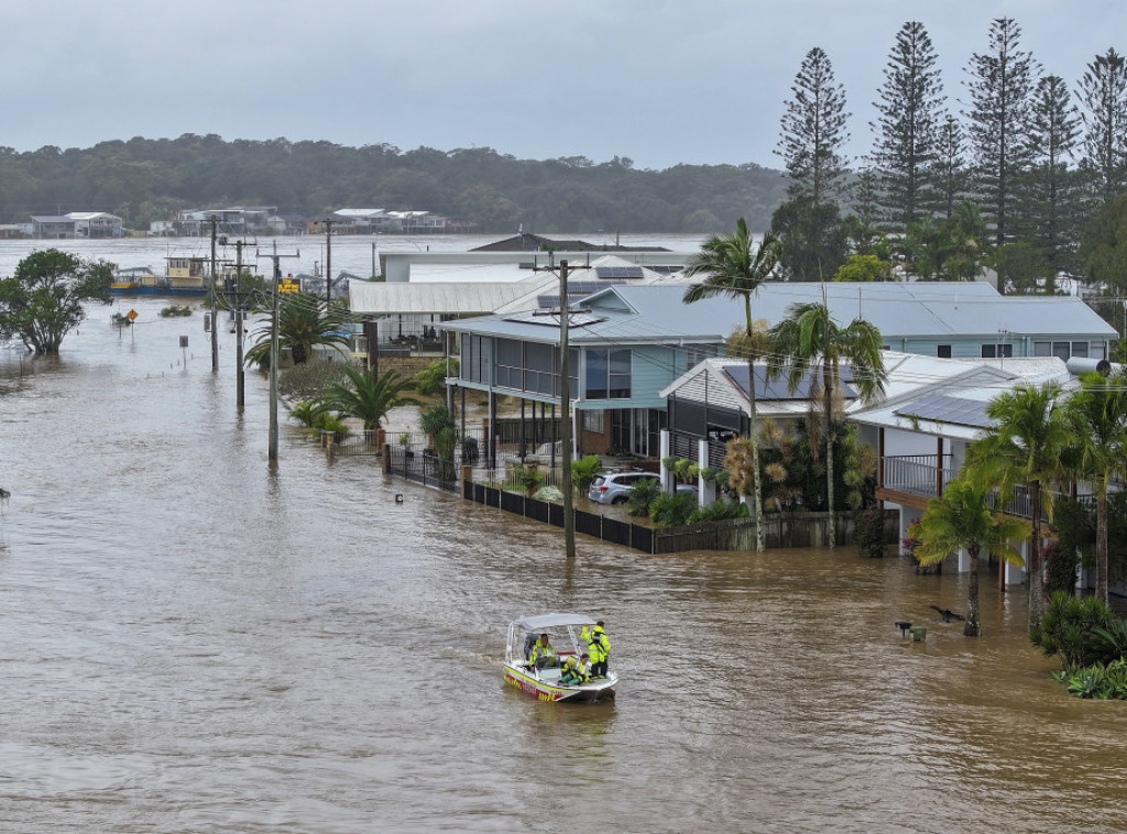 Broj žrtava u poplavama u Australiji porastao na četiri