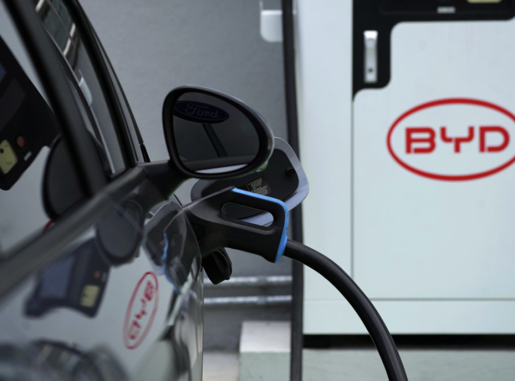 Kineski Bi-Vaj-Di uprkos carinama EU prvi put nadmašio Teslu po prodaji električnih vozila na baterije u Evropi