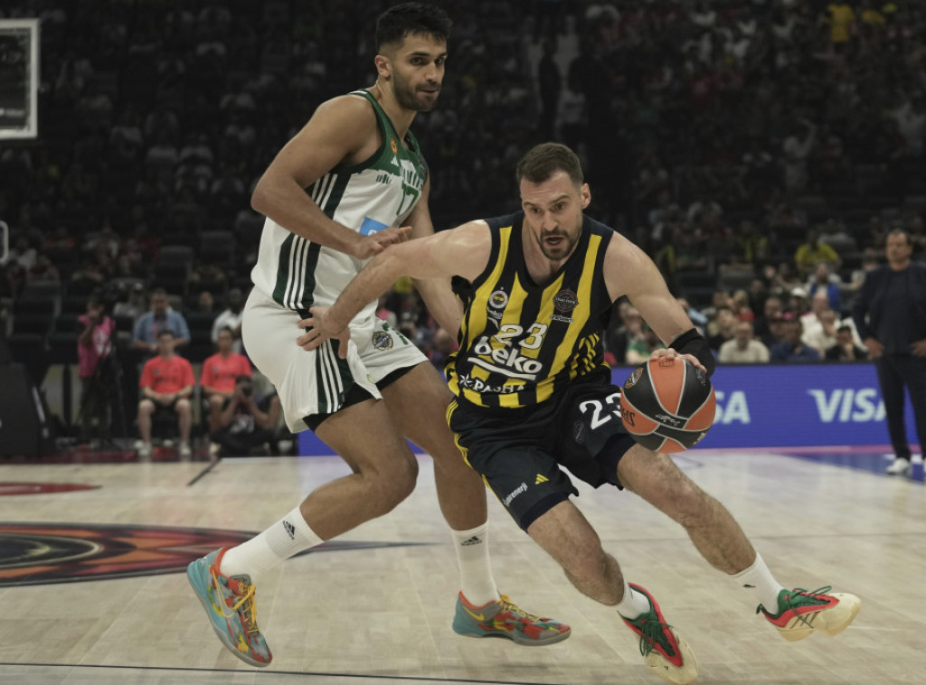Košarkaši Fenerbahčea pobedili Panatinaikos i plasirali se u finale Evrolige