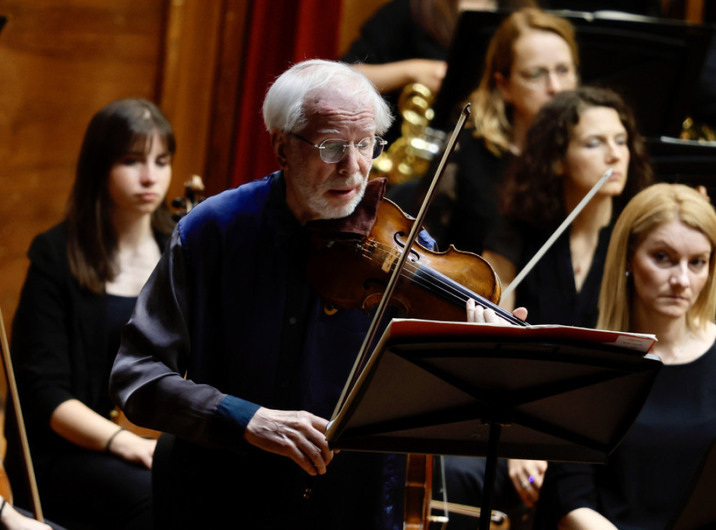 Beogradska filharmonija nastupila sa violinistom Gidonom Kremerom u Kolarcu