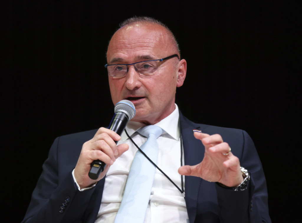 Grlić Radman: Hrvatima u BiH uskraćena su osnovna prava