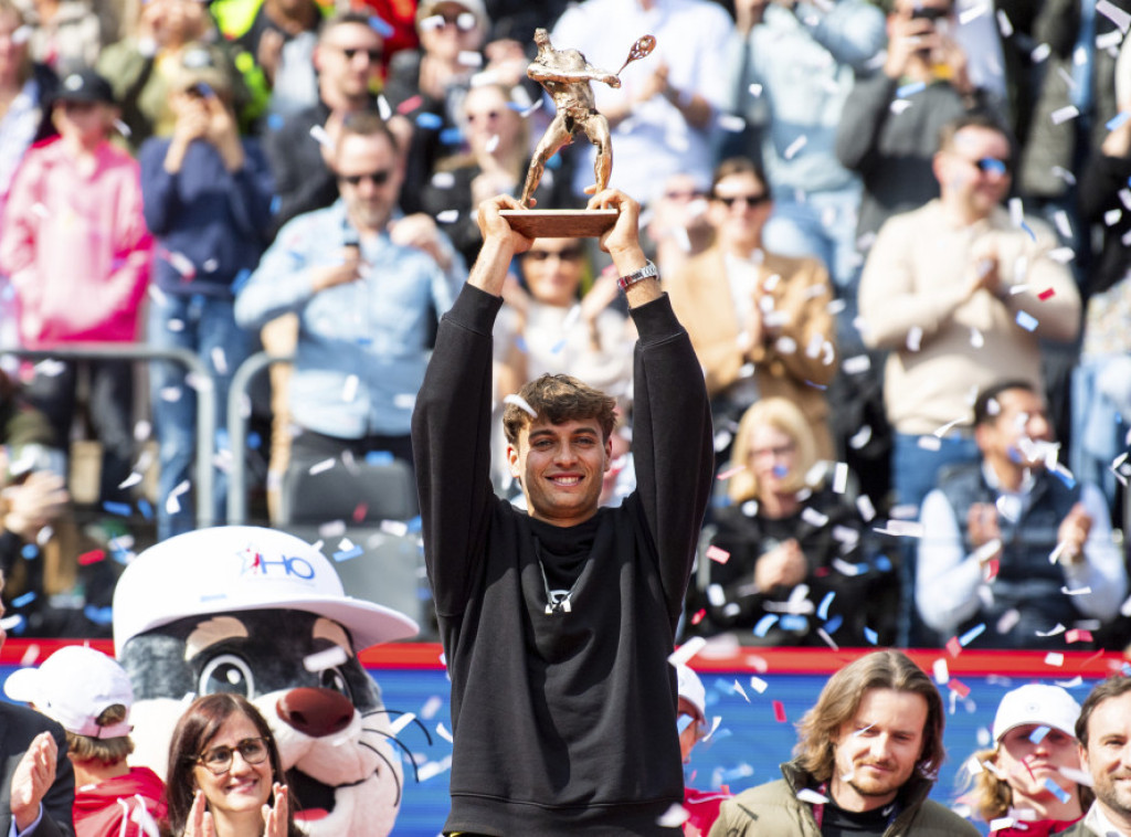 Italijanski teniser Flavio Koboli osvojio prvu titulu u karijeri pobedom u Hamburgu