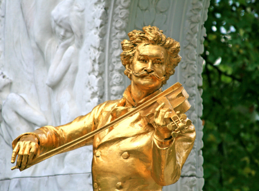 Valcer "Na lepom plavom Dunavu" biće emitovan u kosmosu povodom 200. rođendana Štrausa