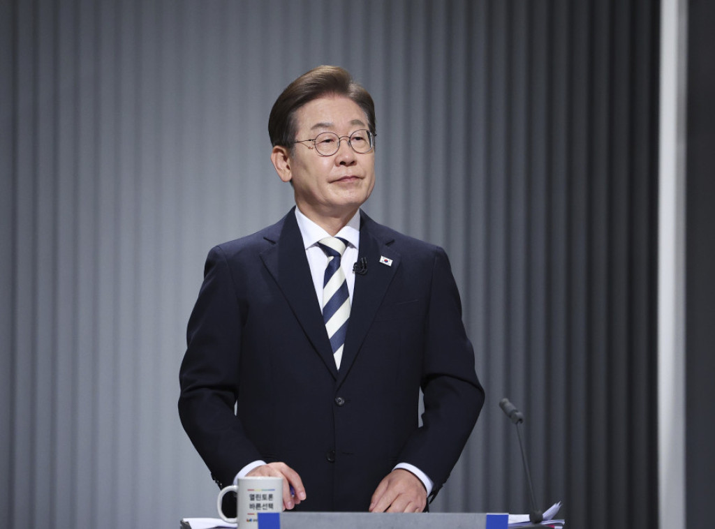 Južna Koreja: Predsednički kandidat želi da vrati vruću telefonsku liniju sa Severnom Korejom