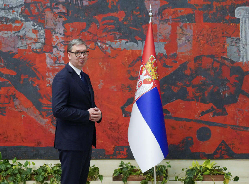 Vučić: Srbiju niko ne može pobedi, narednih dana sa mladima koji su uzeli kredite za stan