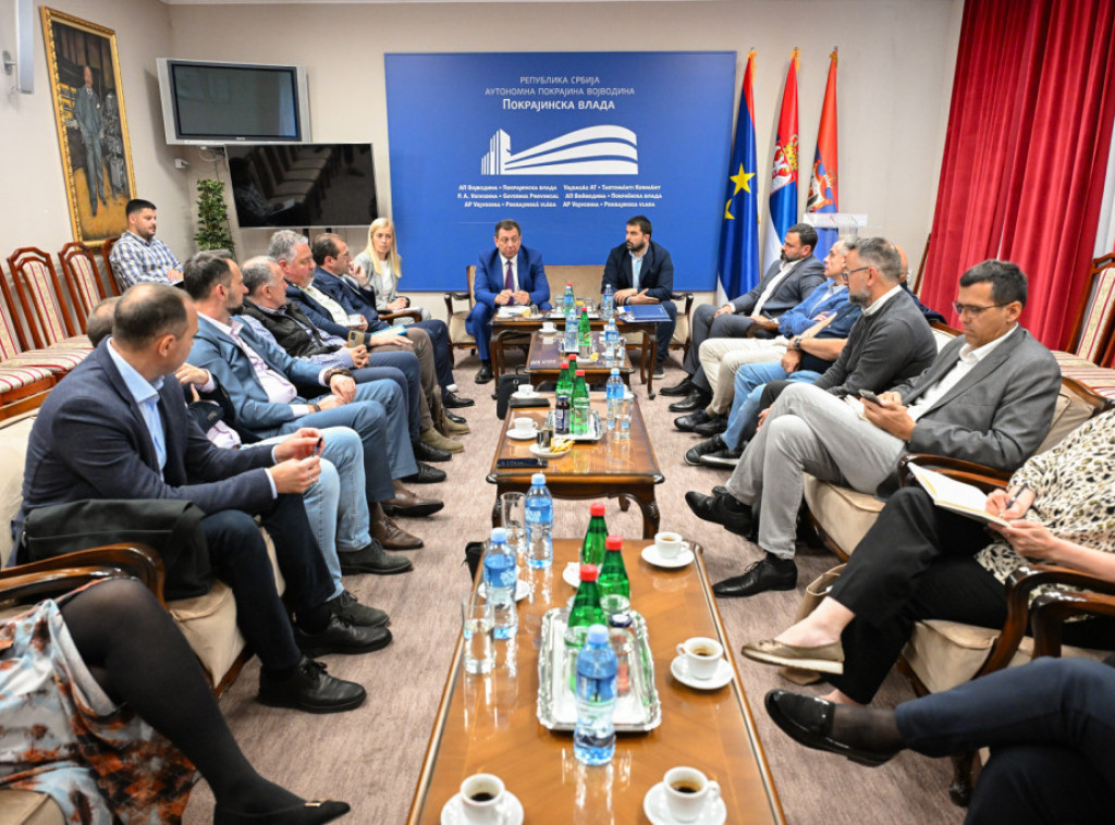 Markoski sa dekanima u Novom Sadu: Što pre stvoriti preduslove za nastavak nastave